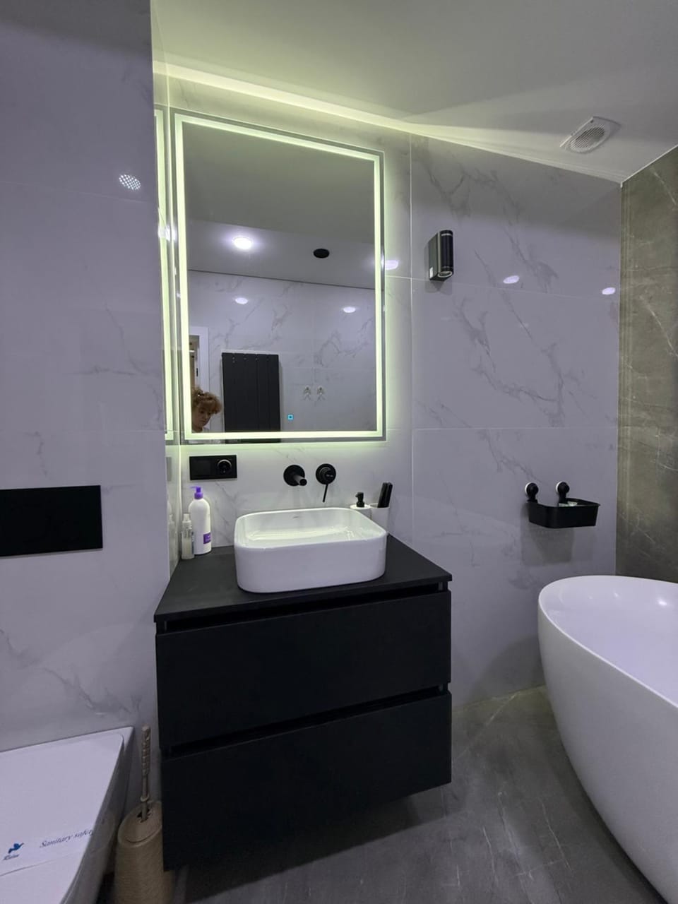 Apartament white 2 rooms Moll Apartment in Chișinău