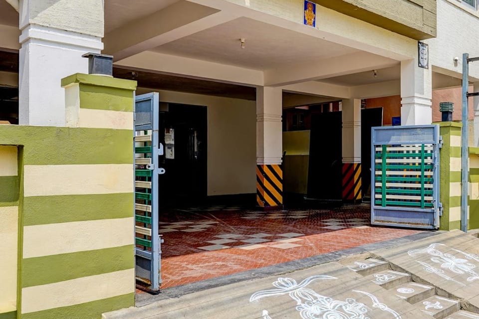 HBS ELITE Luxury Homestay Apartment in Tirupati