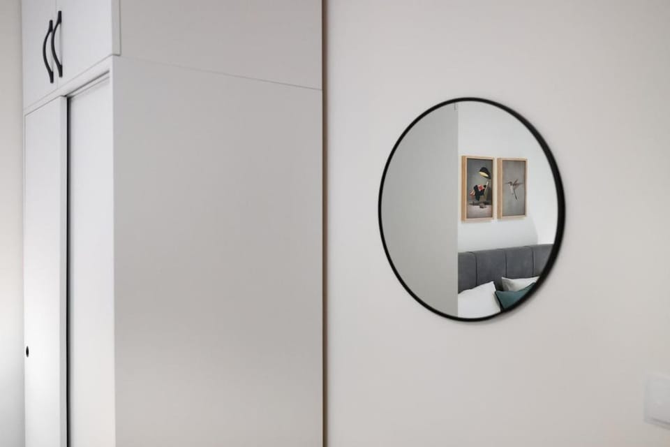 The Athenian Cedar Apartment in Athens