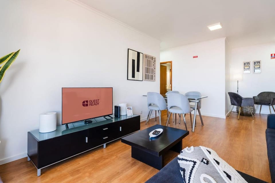 GueatReady - Ocean view retreat in Caniço Apartment in Caniço