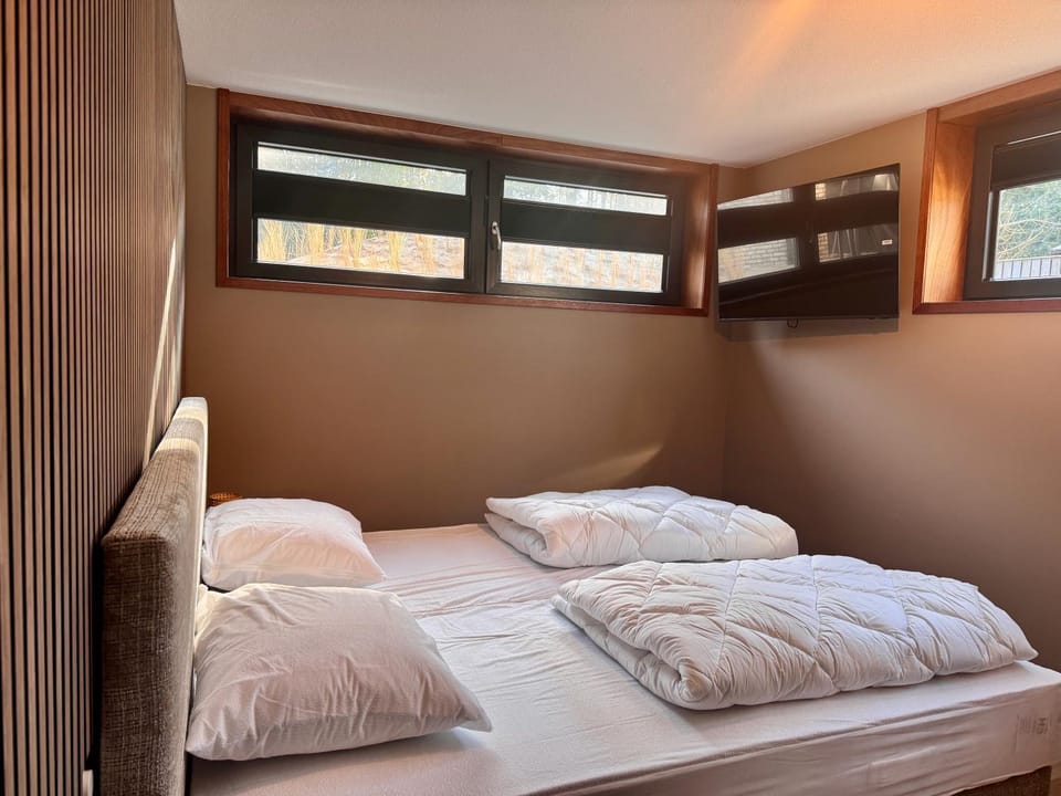 TV and multimedia, Bedroom
