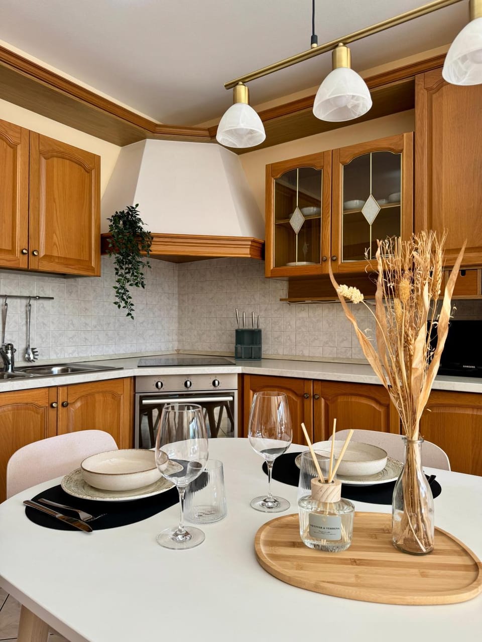 Dining area, Lunch, kitchen