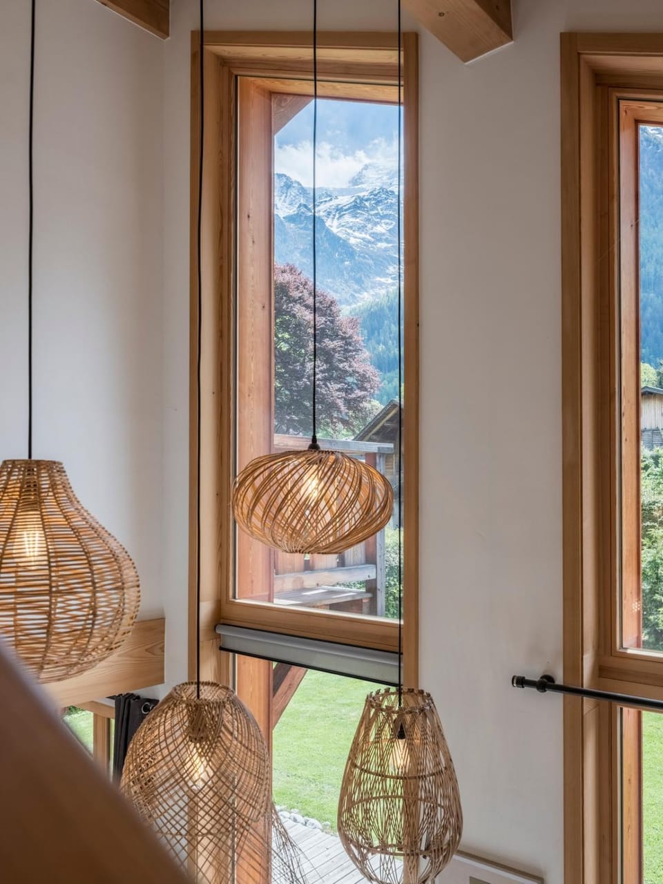 Chalet Marshall - Private Sauna - BBQ - 6 Minutes from Chamonix - By Cozee Rentals Chalet in Les Houches