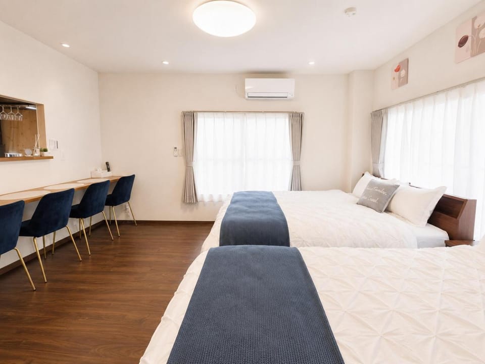 Bed, TV and multimedia, Bedroom, air conditioner
