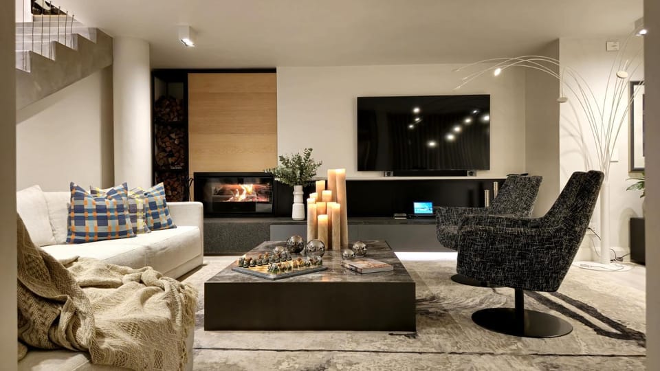 TV and multimedia, Living room, Seating area