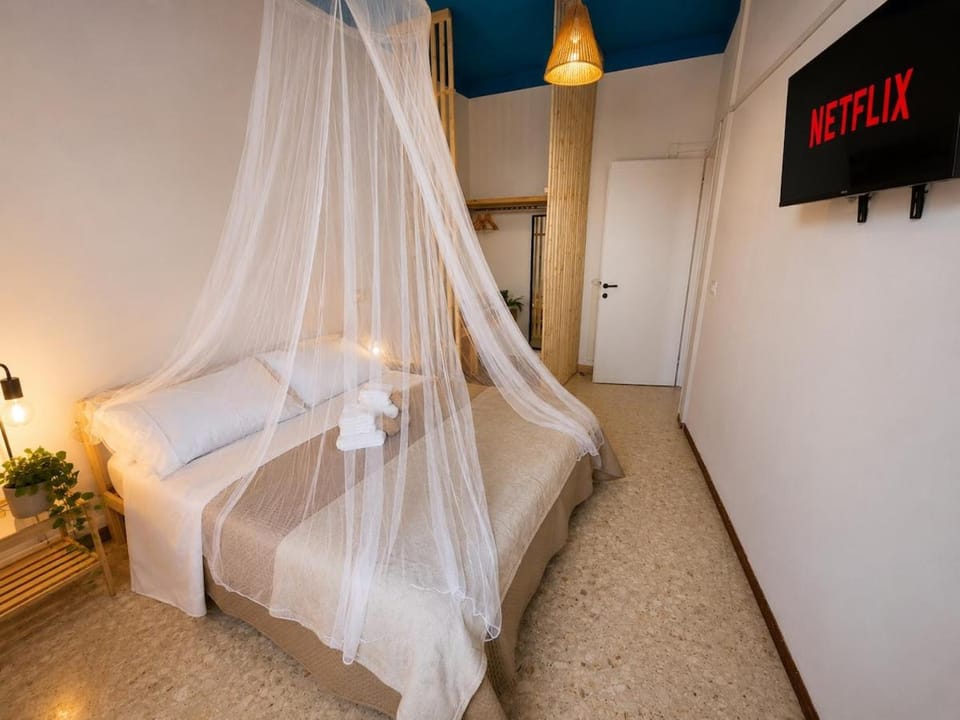 Waterfront Circe - sea view, free parking Apartment in Terracina