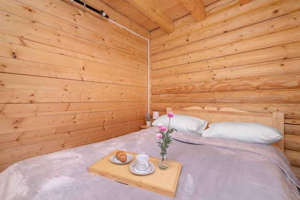 Bed, Photo of the whole room, Bedroom, pet friendly