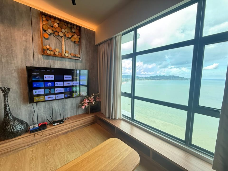 Oceanbay5 SeaView 11 PAX PS4, Netflix A-16-09 Apartment in Pahang, Malaysia