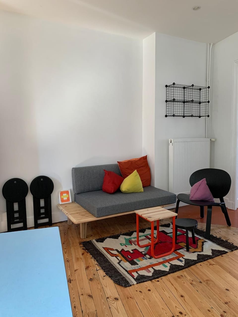 Living room, heating