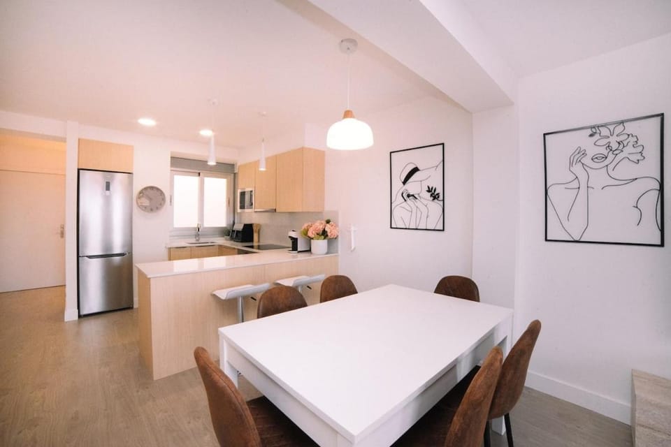 Sanxenxo Centro y Mar by CABANA Rentals Apartment in Sanxenxo