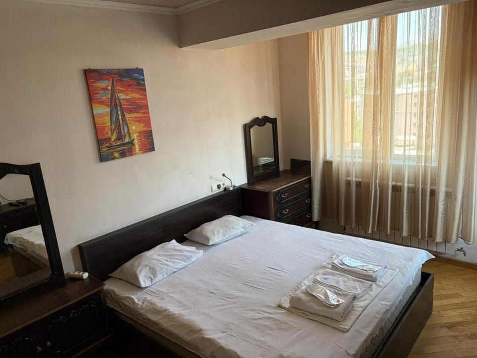 Rent Inn Yerevan on 1 Pushkin Street Apartment in Yerevan
