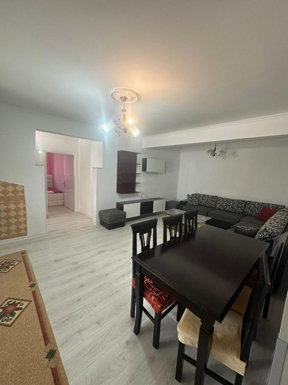 Private apt on a villa House in Sarandë