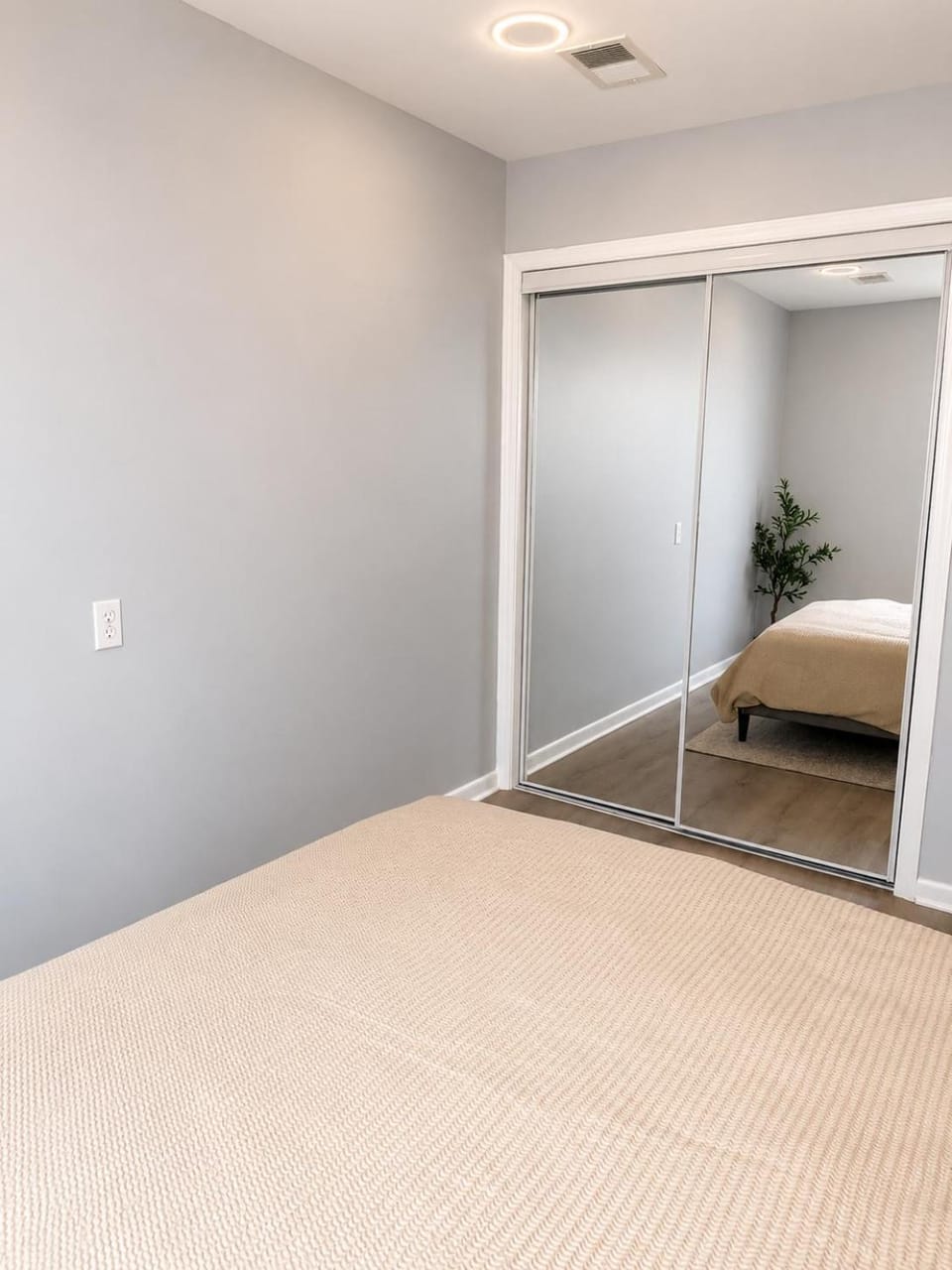 Hidden Gem Near NYC Modern & Cozy Apartment in Bayonne