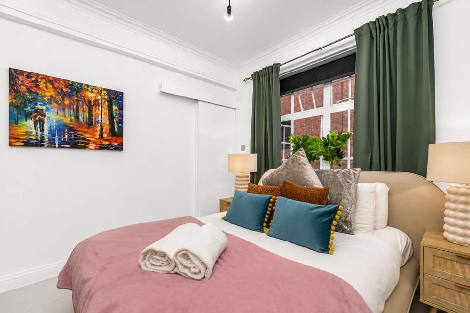 Luxury 1 Bedroom in heart of Mayfair Apartment in City of Westminster