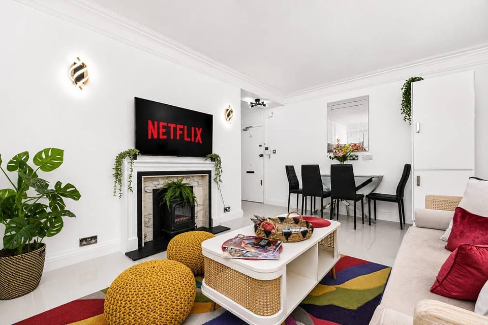 Luxury 1 Bedroom in heart of Mayfair Apartment in City of Westminster