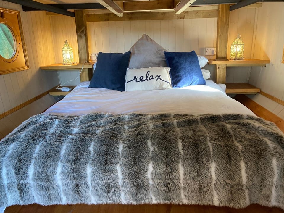 The Owl House Campground/ 
RV Resort in Llanidan