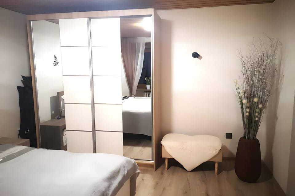 Living room, Bedroom