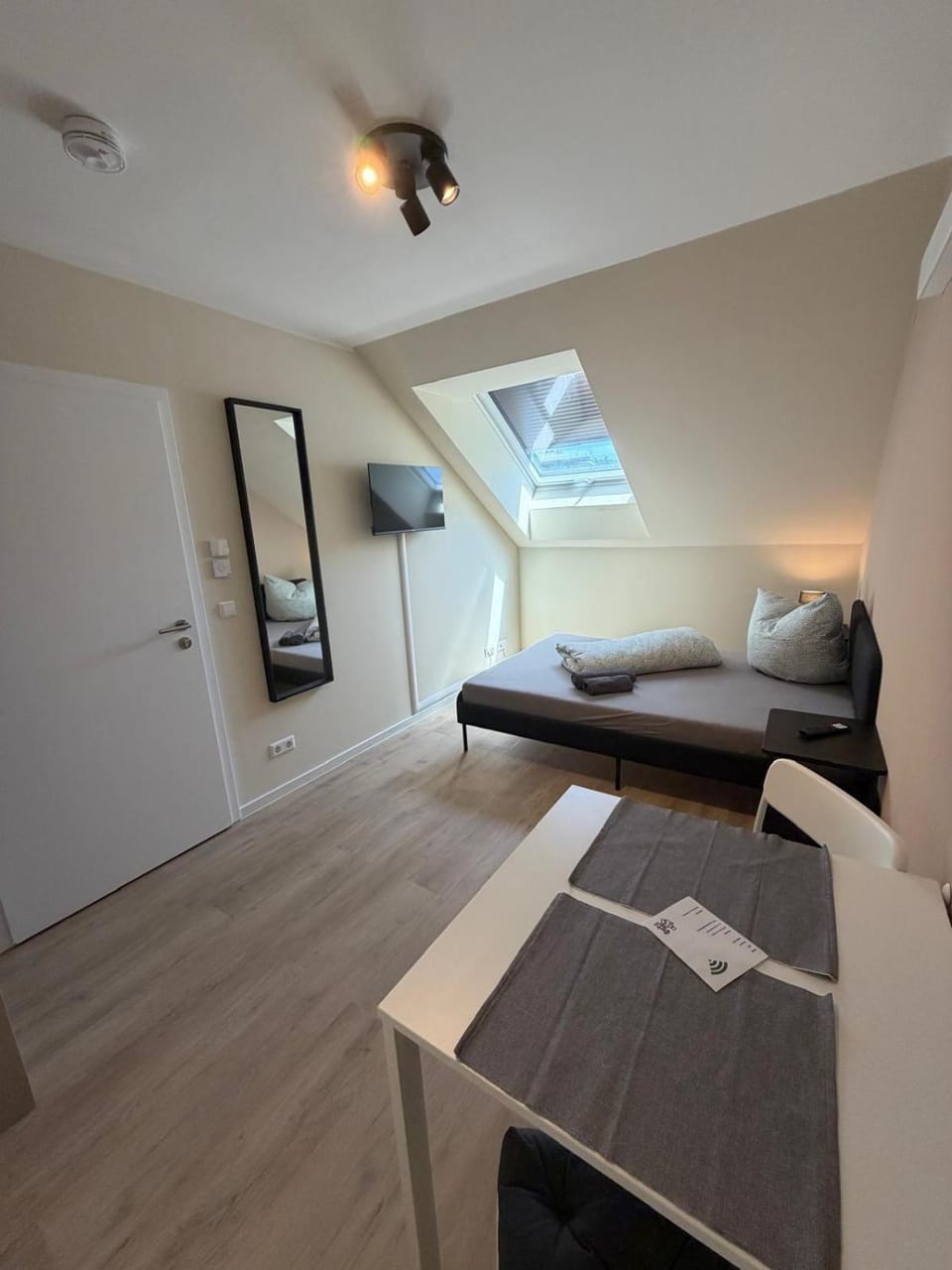 NB14-1 Living Vacation rental in Karlsruhe