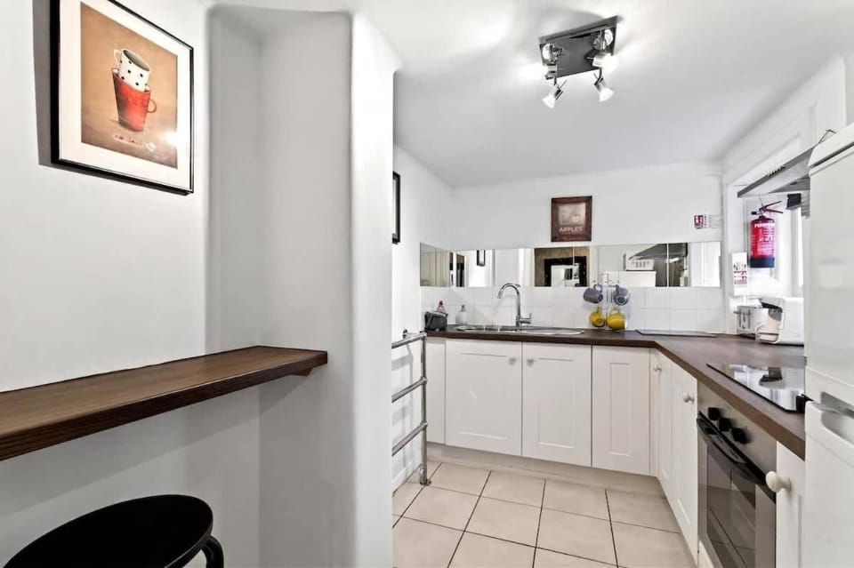 Gorgeous apartment with peaceful private garden Apartment in Paisley