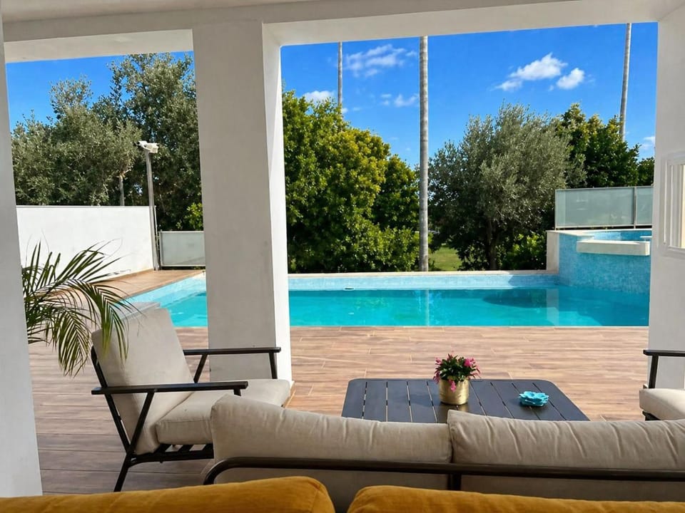Garden, Swimming pool
