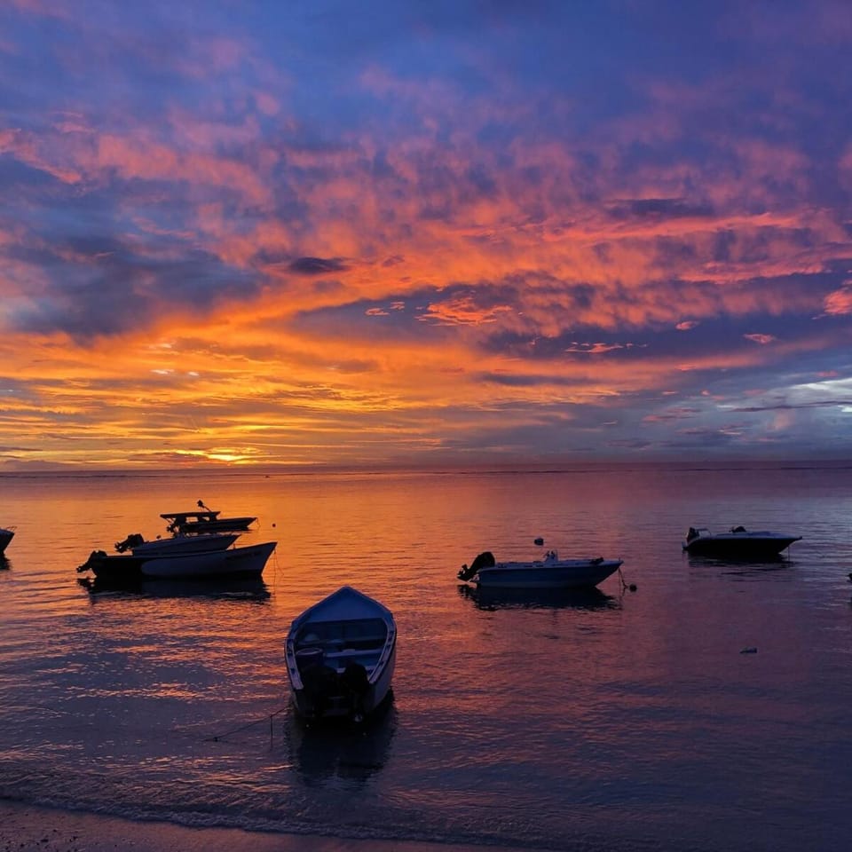 Sandy by the Sea House in Rivière Noire District, Mauritius