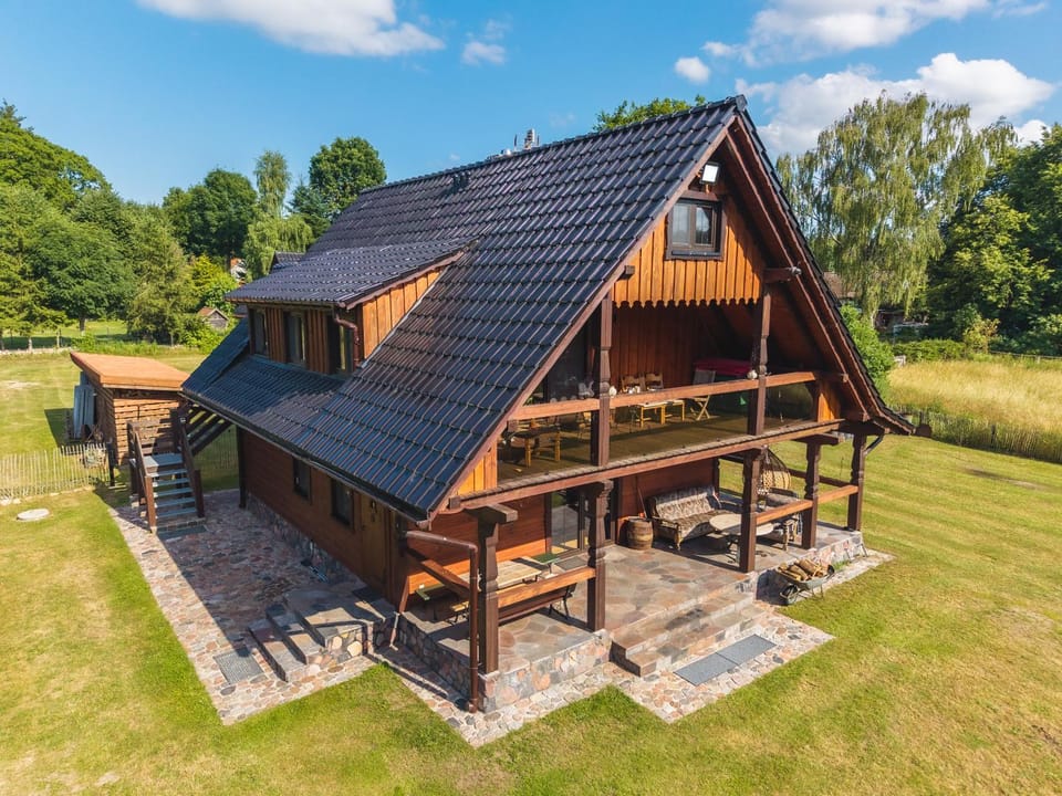 ThorDom nad samym jeziorem House in Poland