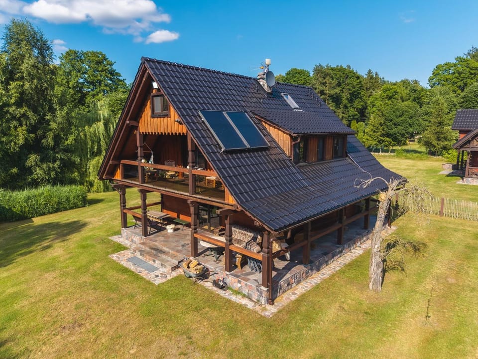 ThorDom nad samym jeziorem House in Poland