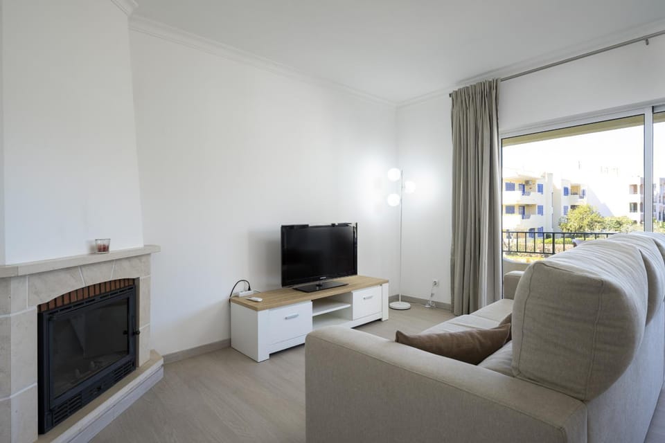 Melias apartment - 2 br apartment whit pool by HD Apartment in Quarteira