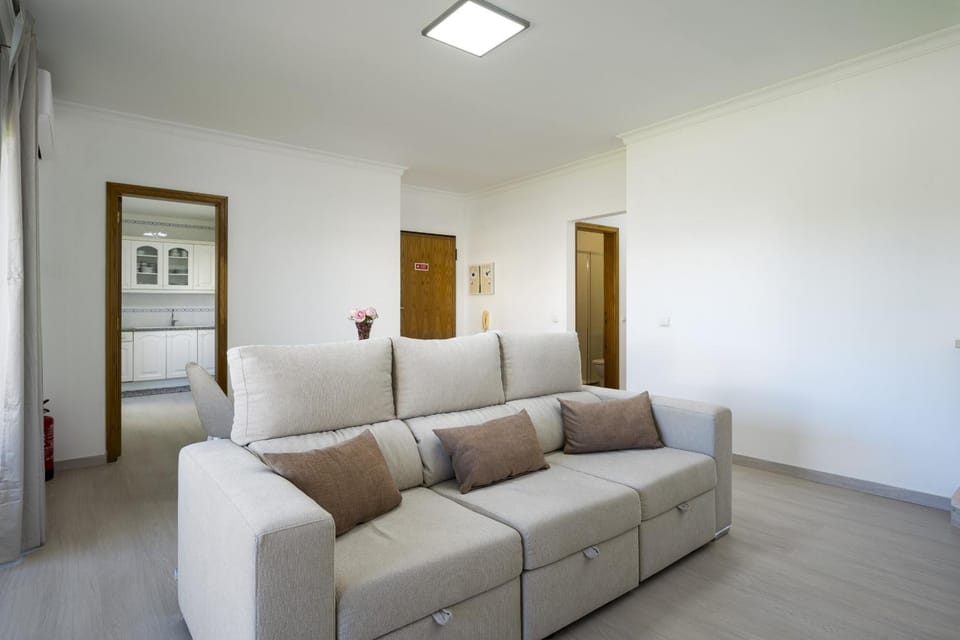 Melias apartment - 2 br apartment whit pool by HD Apartment in Quarteira