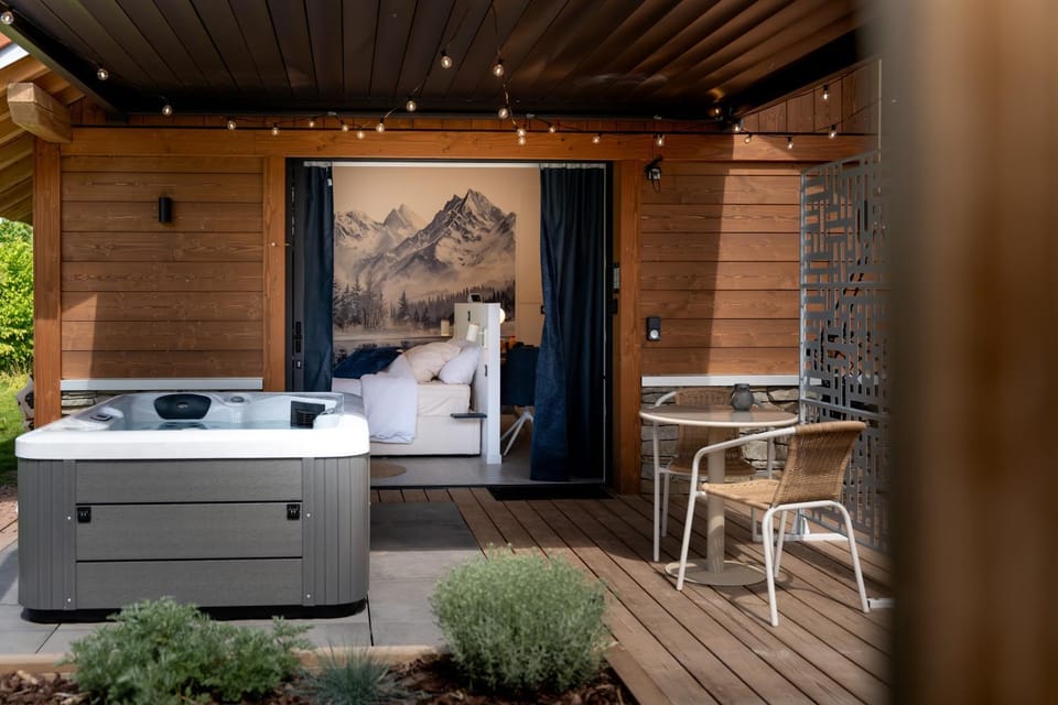 Natural landscape, Hot Tub