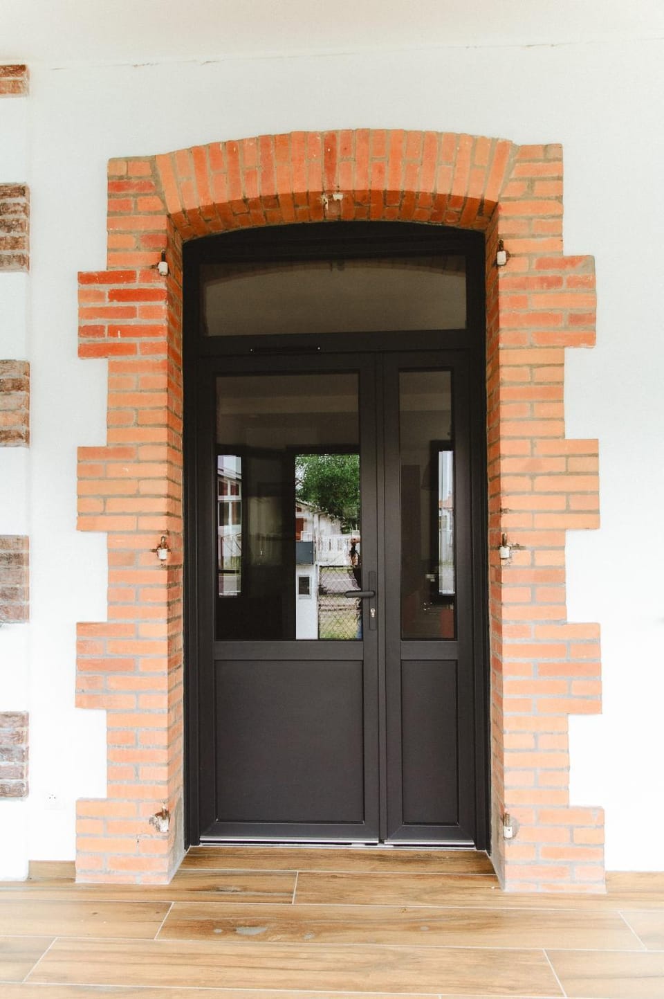 Facade/entrance