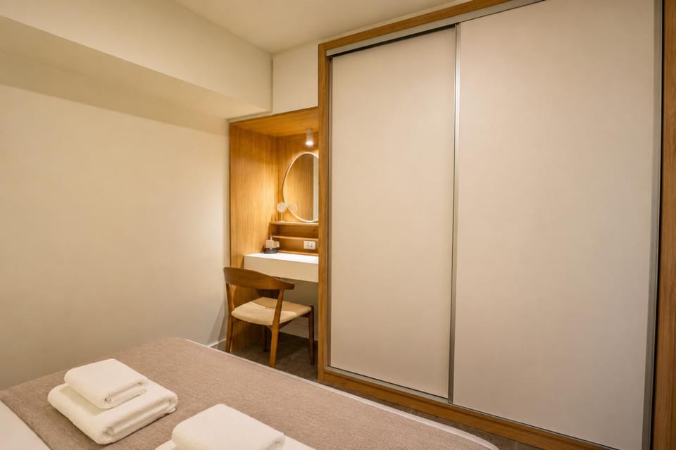 Bed, Bedroom, wardrobe