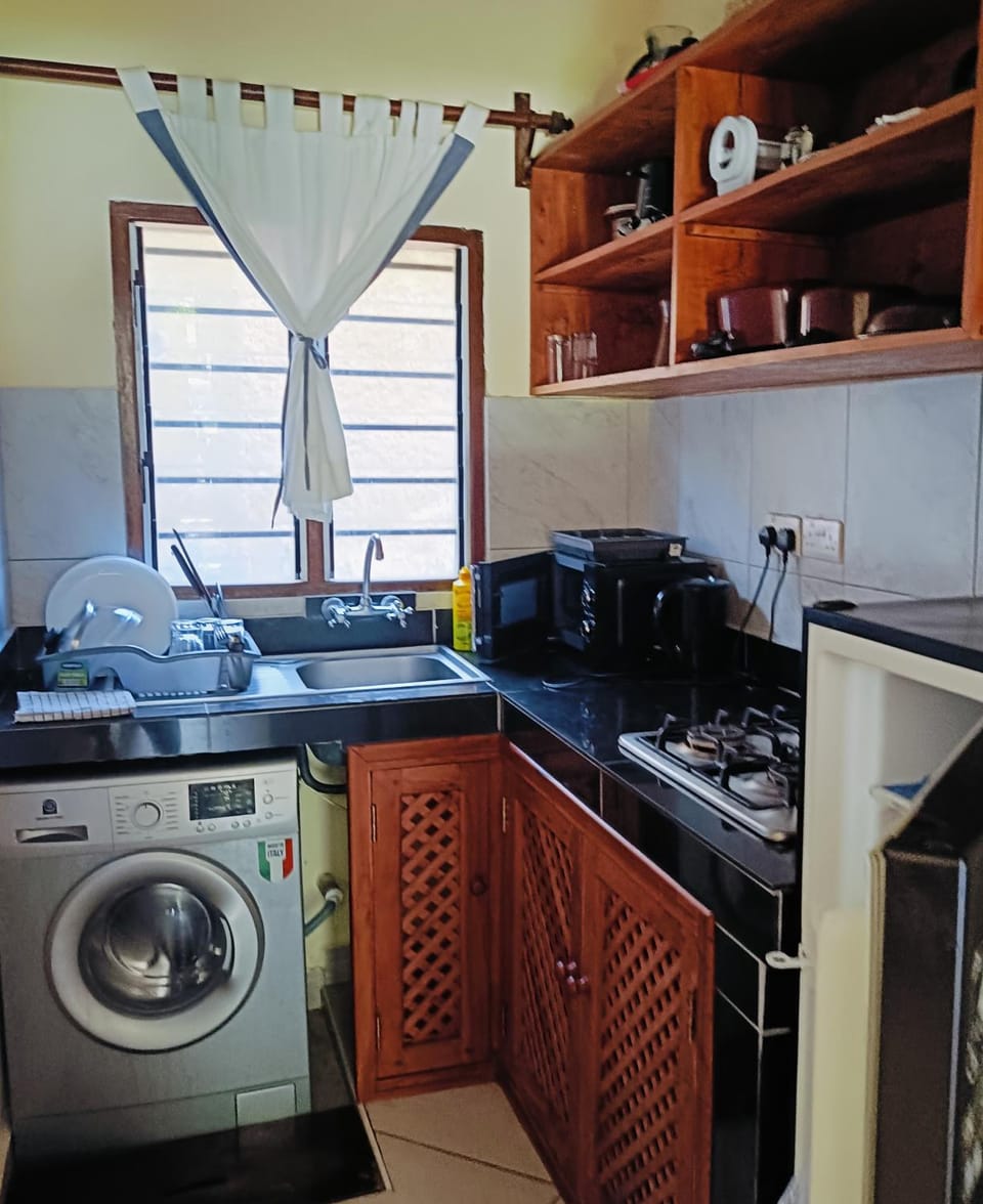 Summer beachfront Studio Malindi Apartment in Malindi