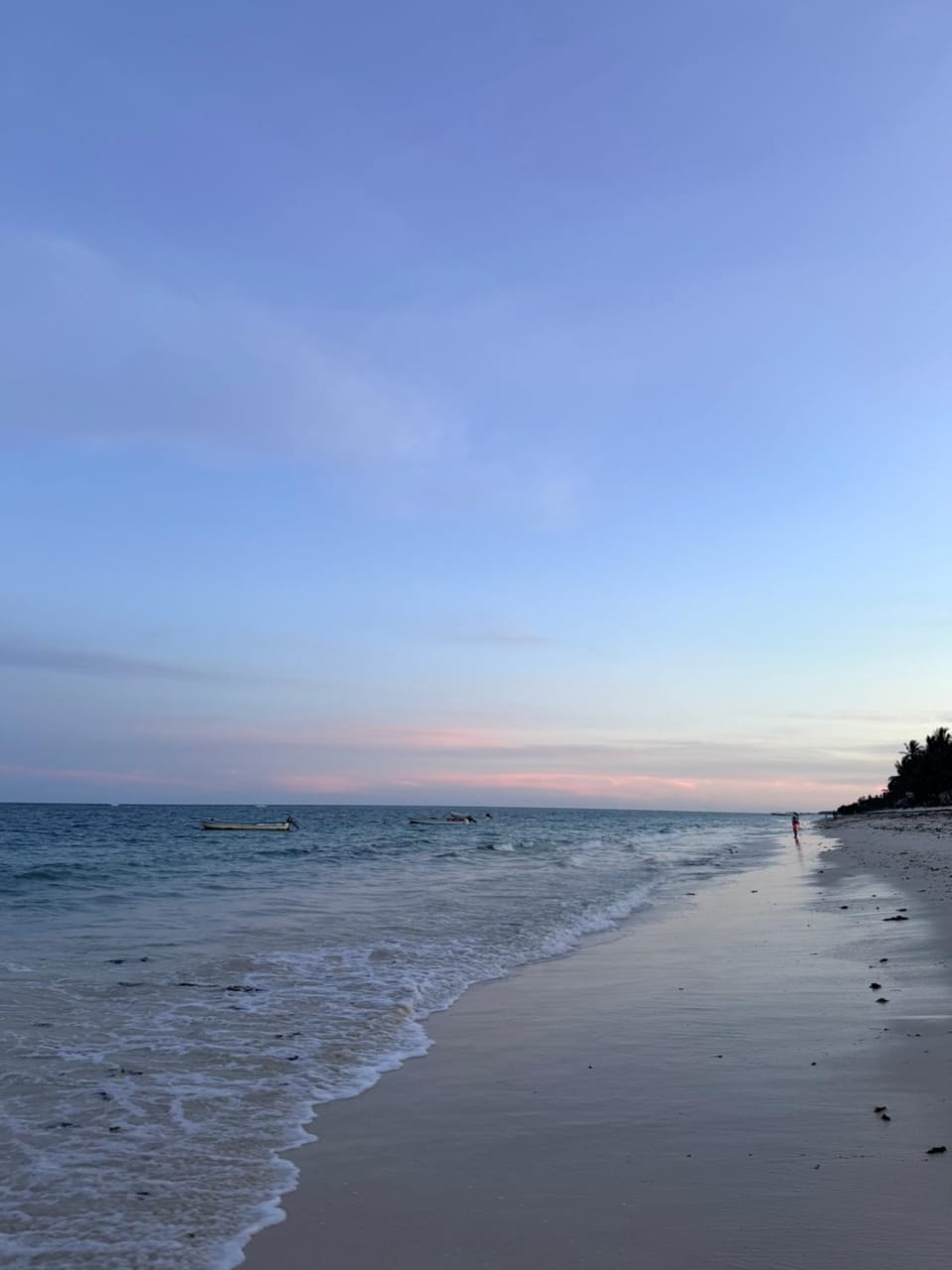 Diani Sun Beachfront Studio Apartment in Diani Beach