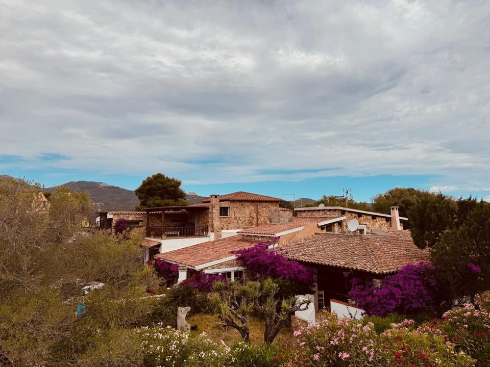 Property building, Natural landscape, Mountain view