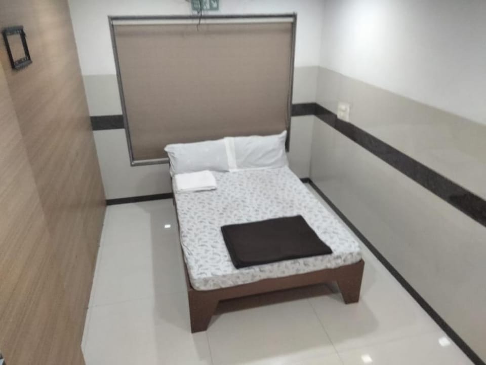 Balaji rooms&domentry Bed and Breakfast in Gujarat