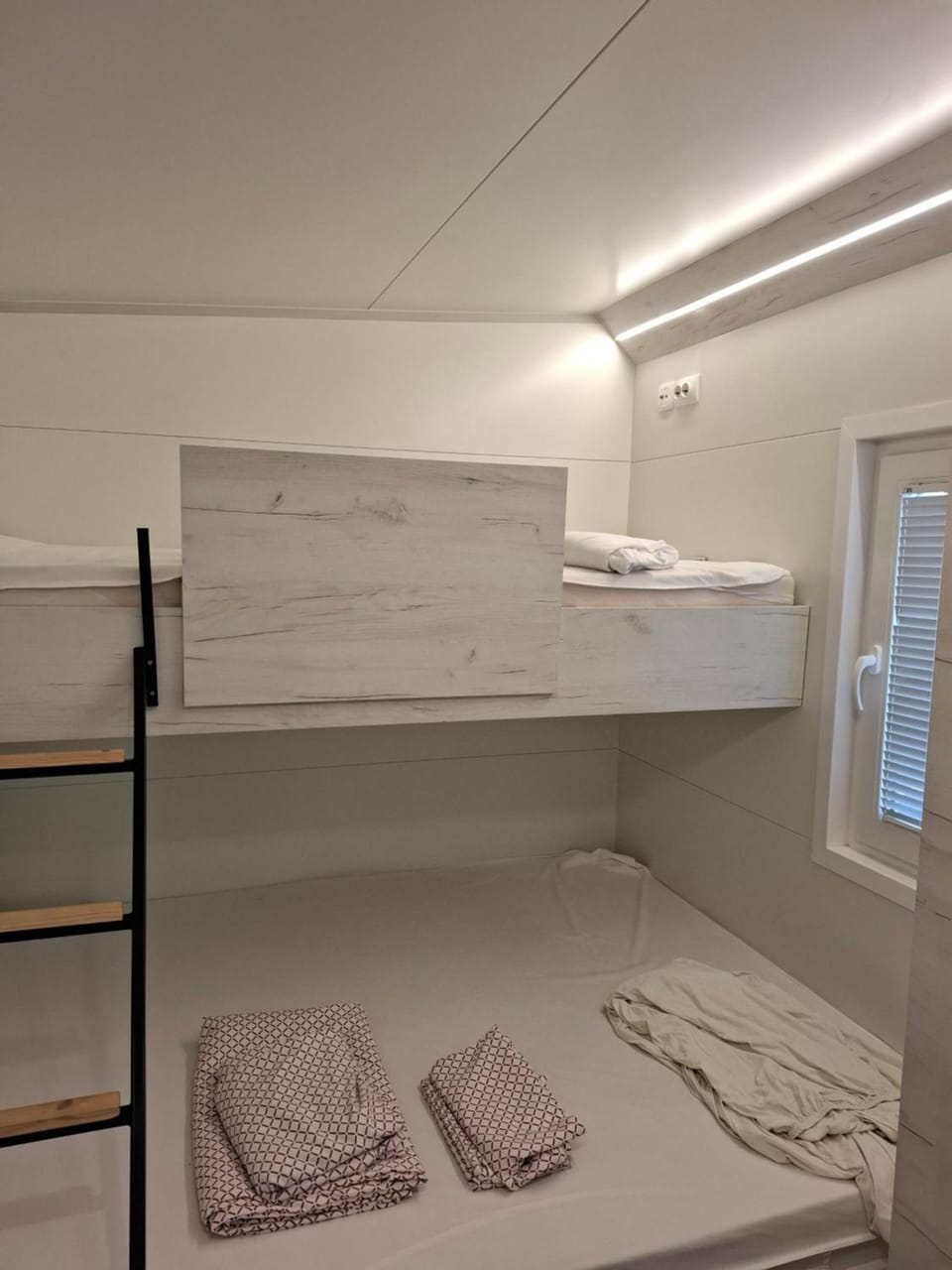Mobile Home Peper House in Šibenik-Knin County, Croatia