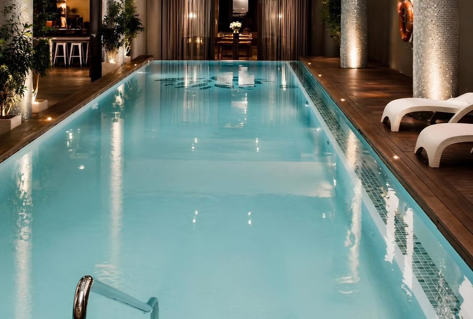 Pool view, Swimming pool