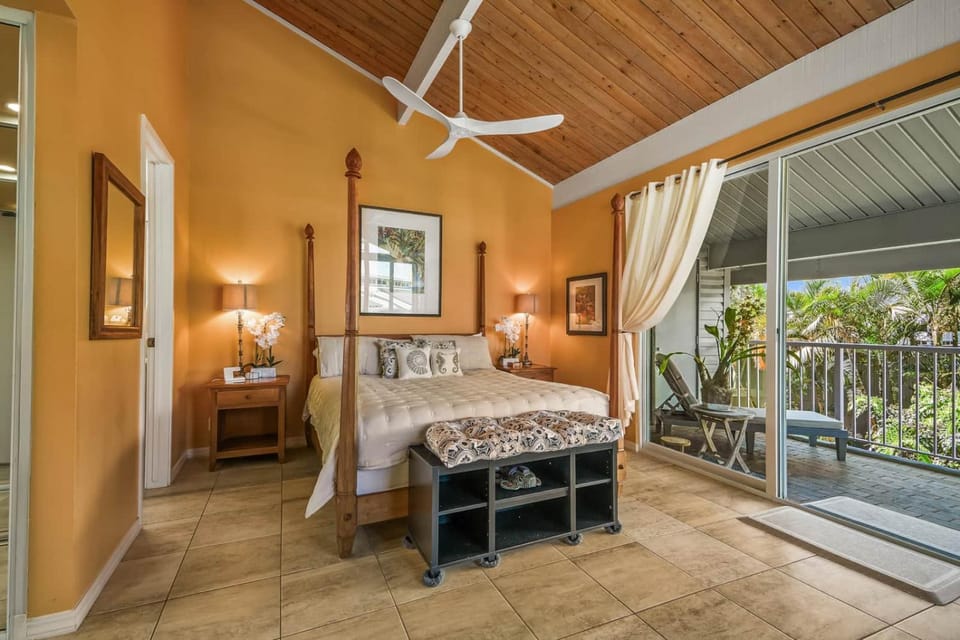Oceanview 2BR End Unit Cliffs Princeville House in Princeville