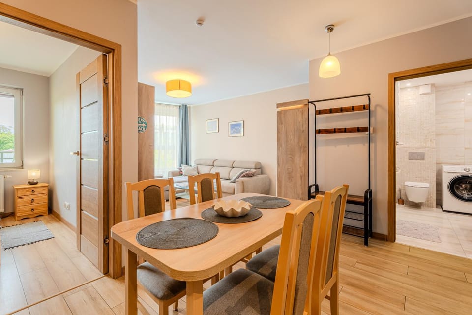 Bedroom Apartments Grunwaldzka 49B 24 z parkingiem przy lesie Apartment in Swinoujscie