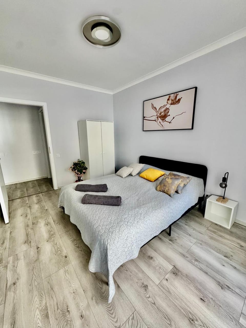 Marina Pearl Luxury Riverside Apartment with parking and terrace Apartment in Budapest