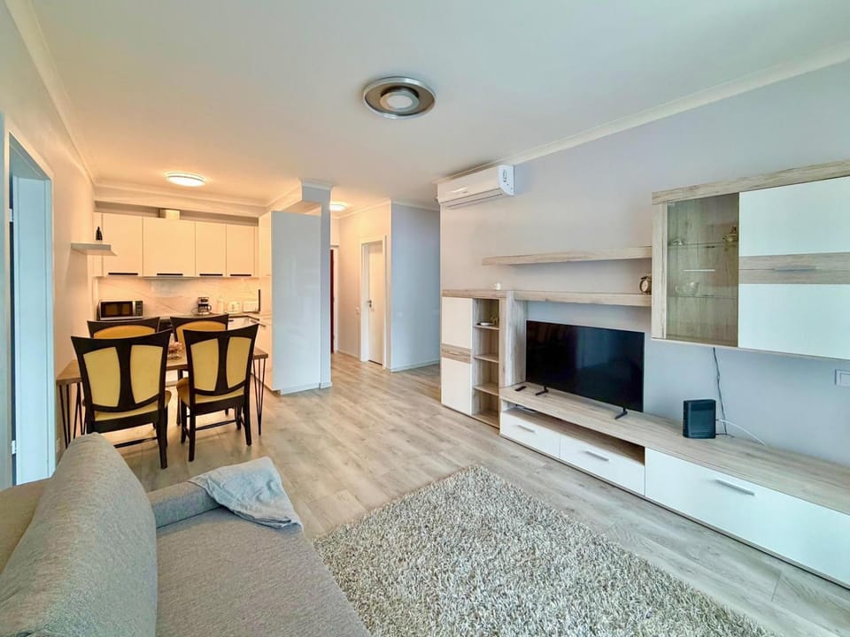 Marina Pearl Luxury Riverside Apartment with parking and terrace Apartment in Budapest