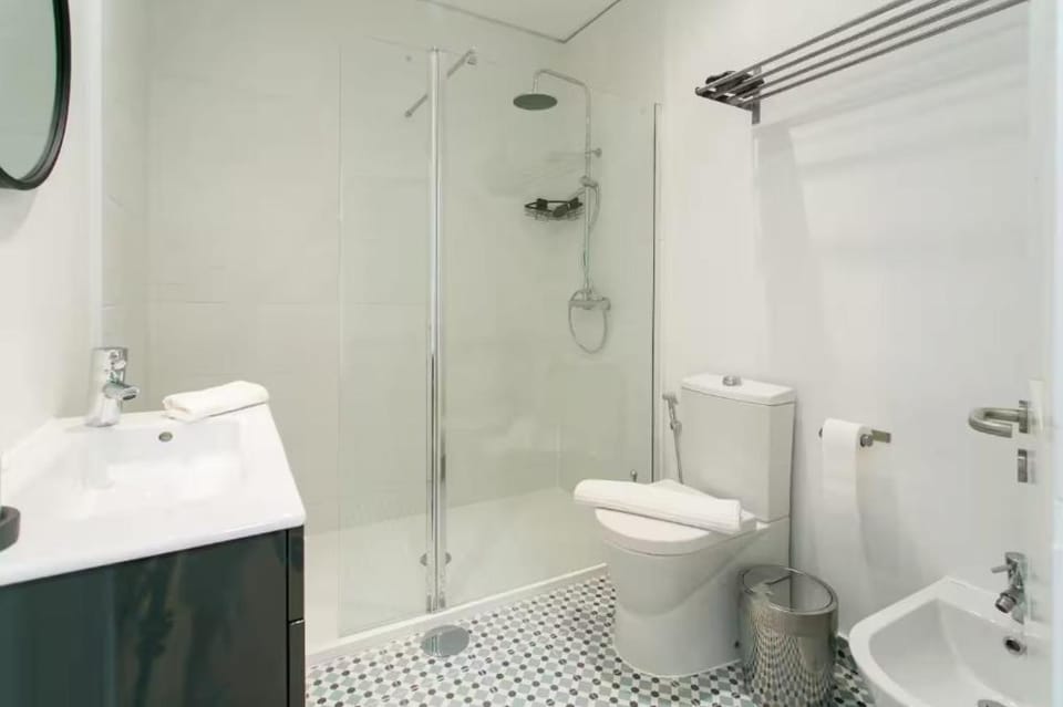 Shower, Toilet, Bathroom