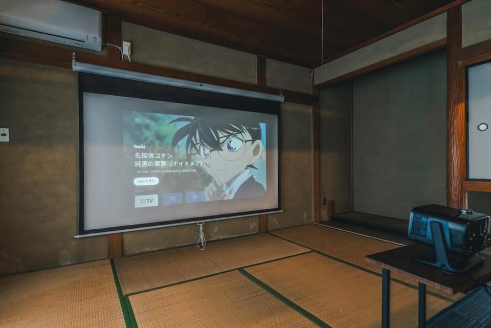 TV and multimedia, Seating area, Evening entertainment