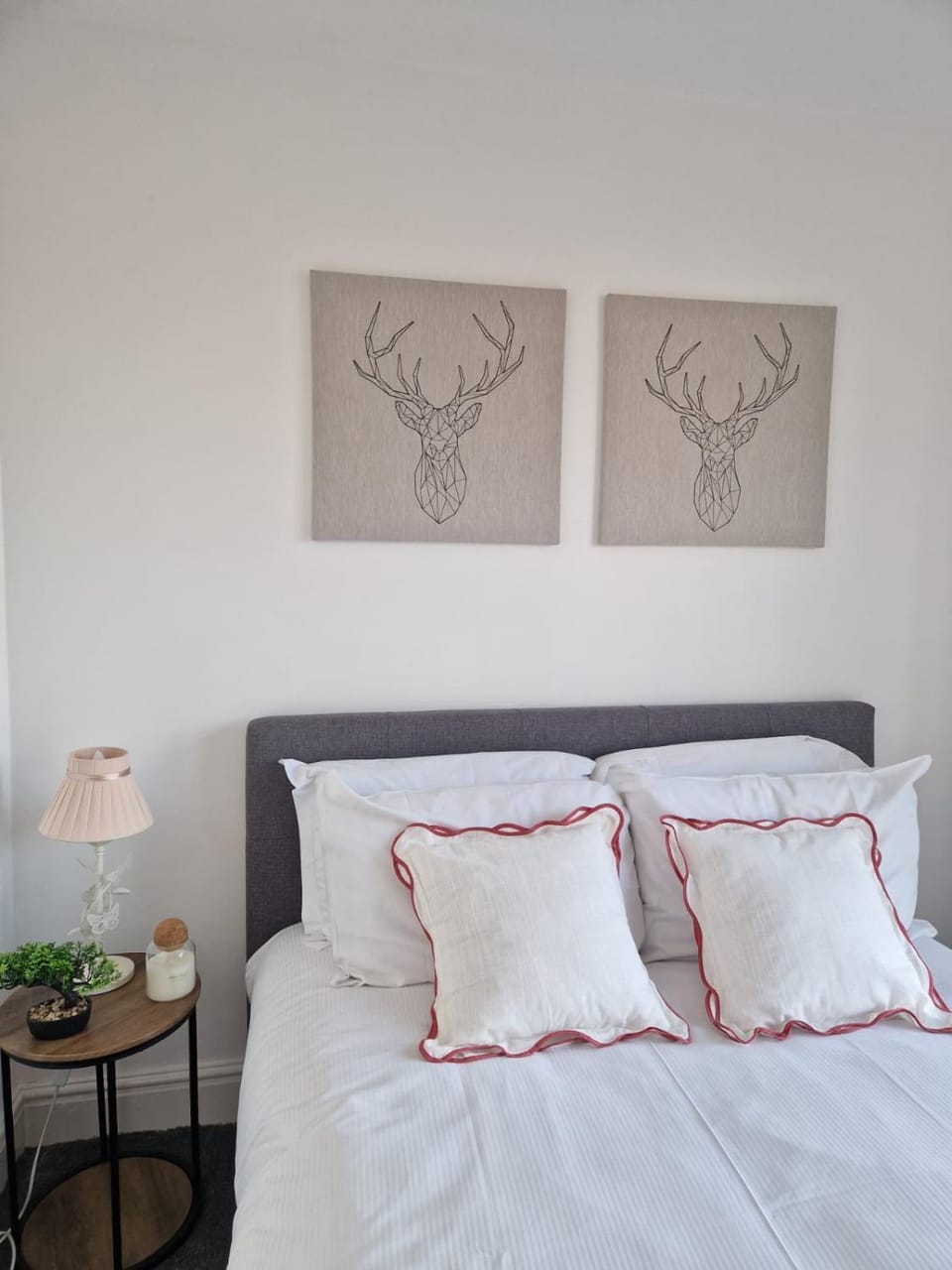 Bed, Decorative detail, Bedroom