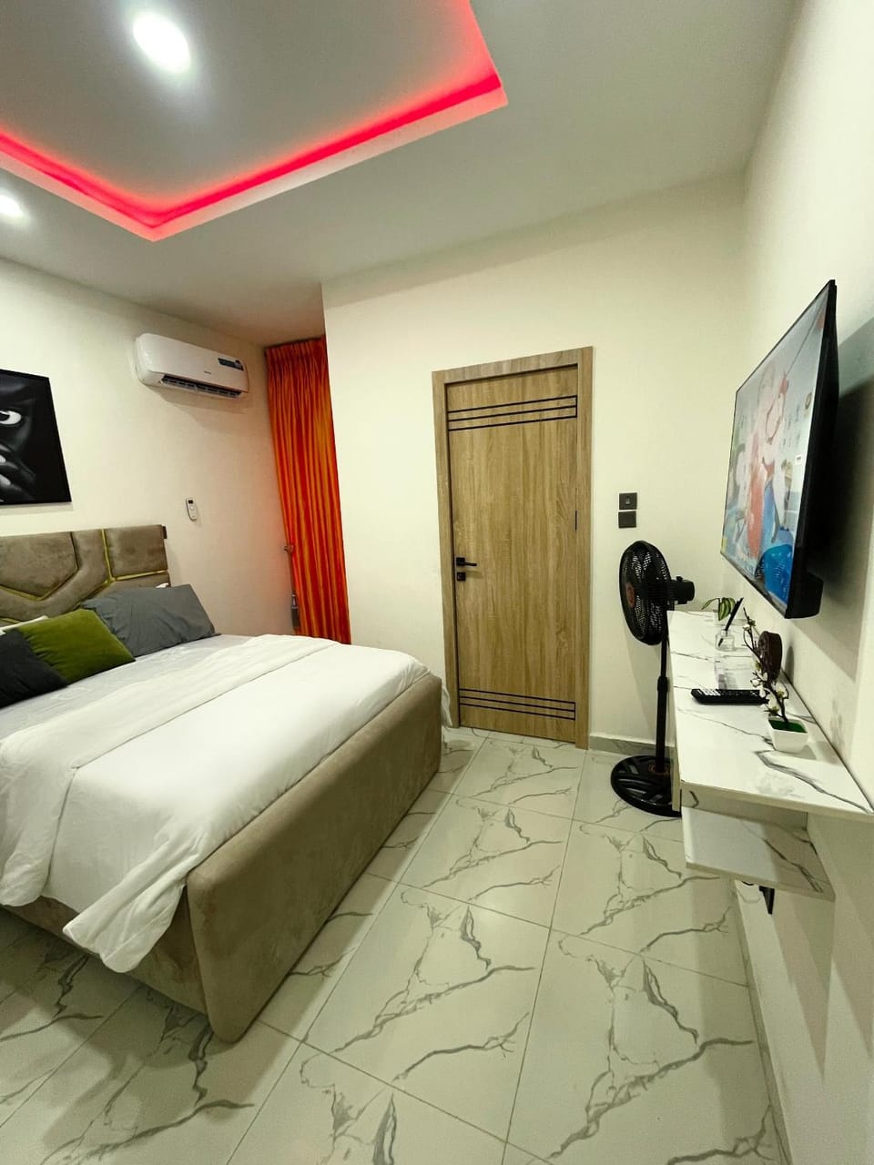 Bedroom