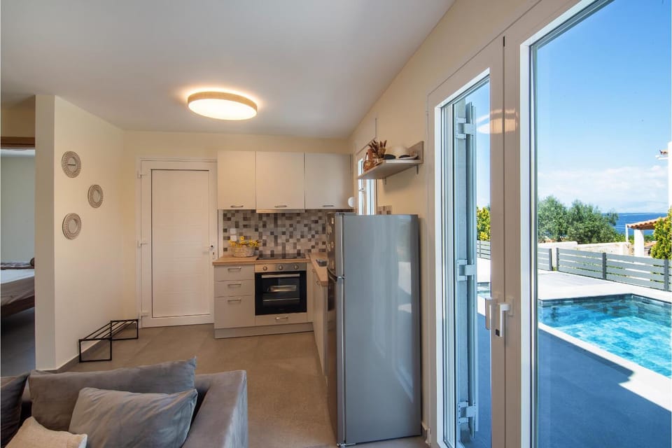 Pool view, kitchen