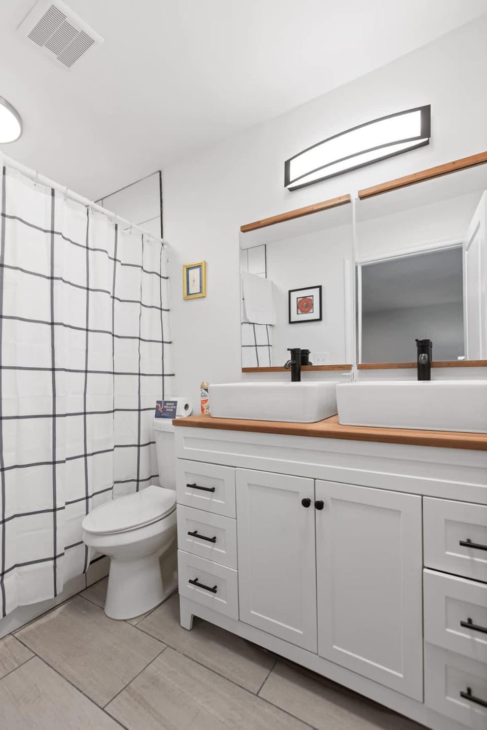 Mins to Downtown Chic & Modern - Elegant in Noir House in Chattanooga