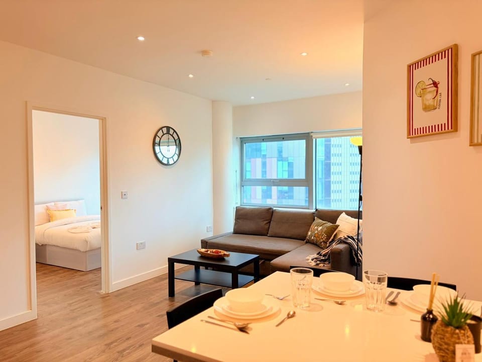 Living room, Photo of the whole room, Seating area