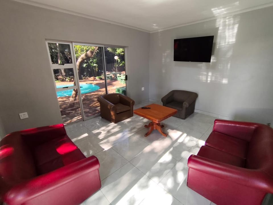 Patio, Communal lounge/ TV room